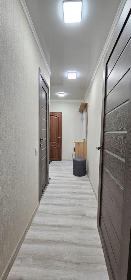 Апартаменти На Лесі Українки Центр 5Хв Старе Місто Парк Kamianets-Podilskyi Exterior photo